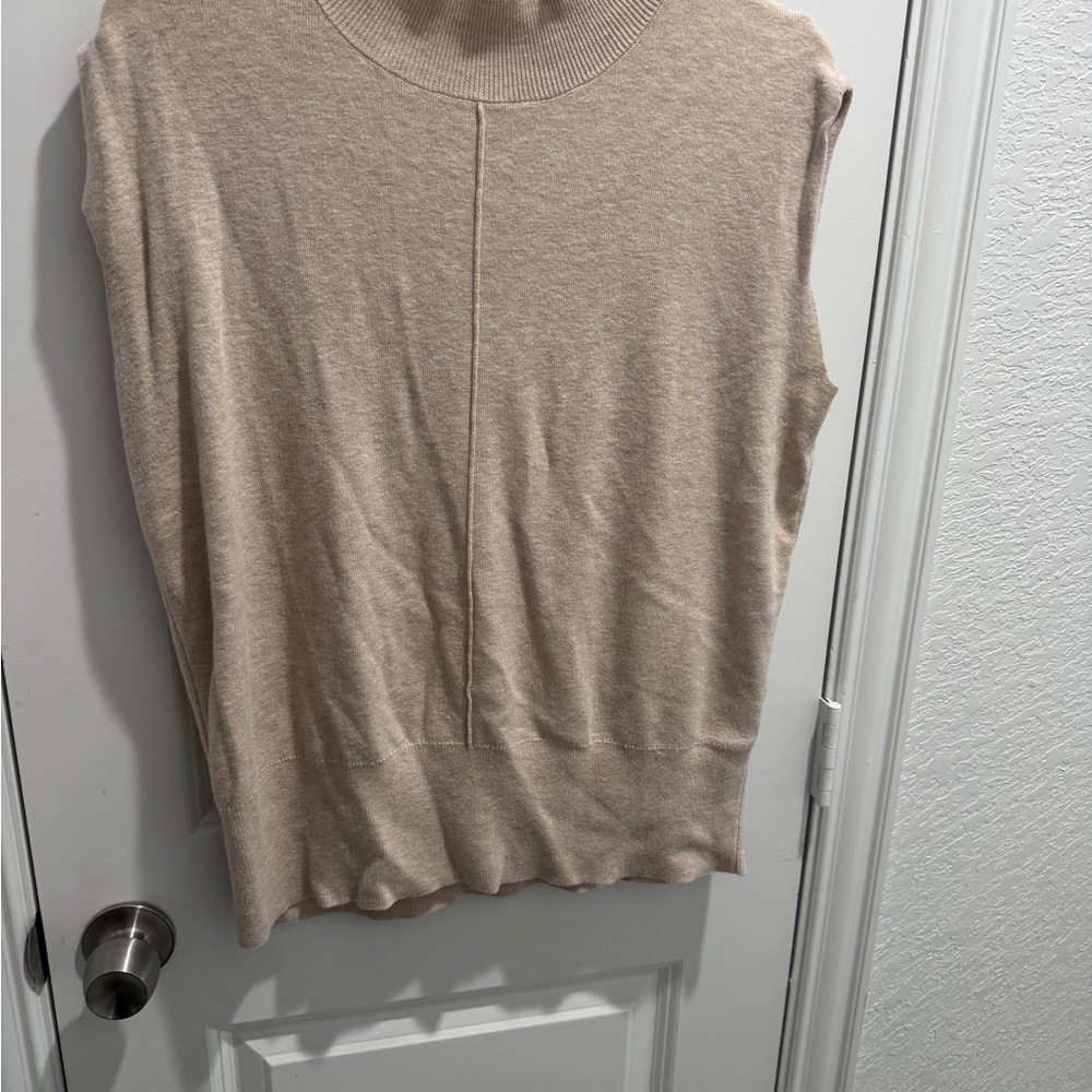 Sleeveless Beige Knit Top